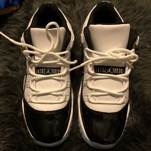 Air Jordan 11 Retro Low